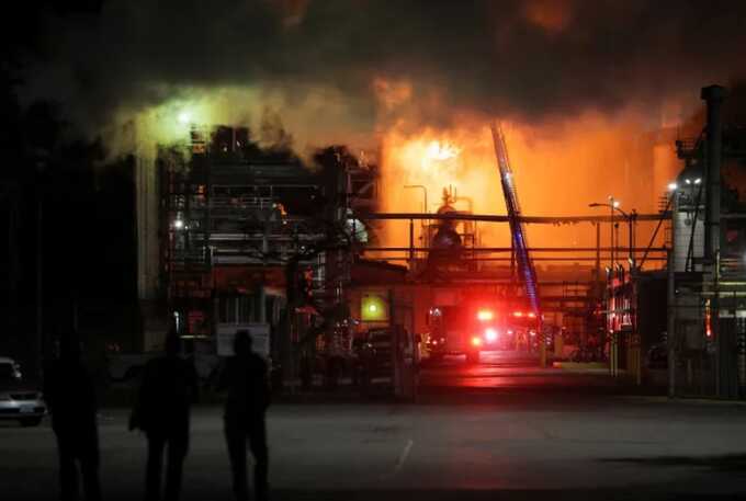 California refinery turns into giant fireball as Chevron struggles to contain chaos