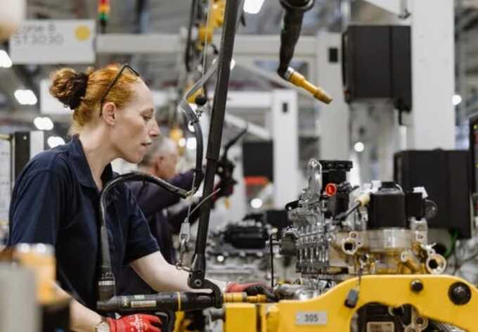 LR cyberattack causes £1.9bn hit to UK economy