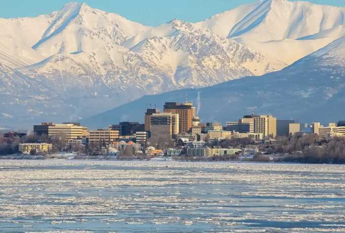 5.4 magnitude earthquake strikes off southern Alaska coast, shaking Anchorage