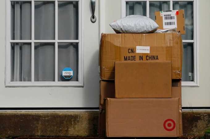 Kentucky woman opens package and finds human arms and fingers