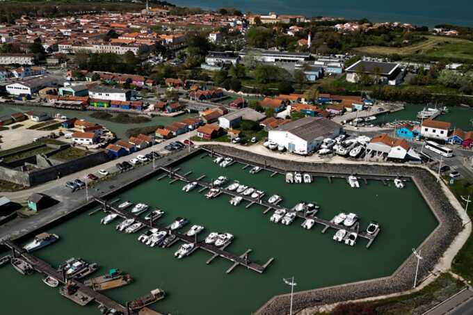 Five injured after man ‘deliberately’ drives car into people on French island
