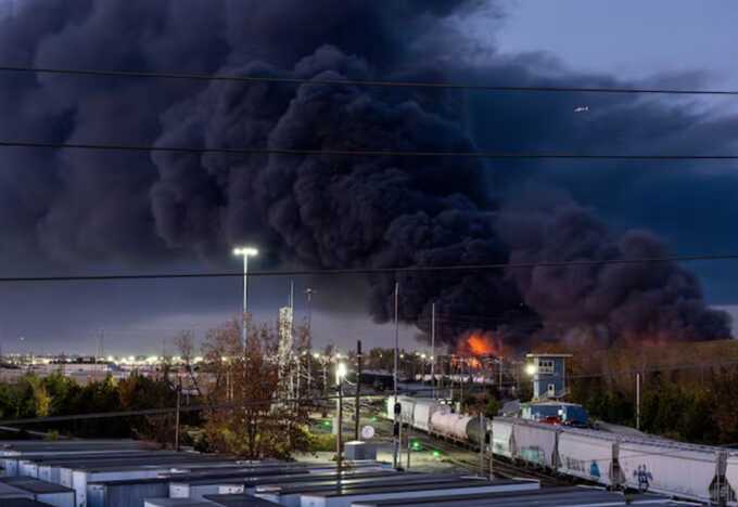 Kentucky declares state of emergency after deadly UPS cargo plane crash in Louisville
