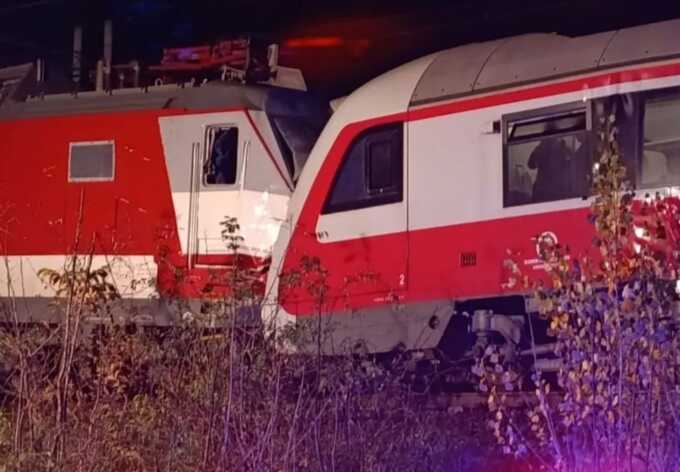 Several injured as two passenger trains collide near Bratislava