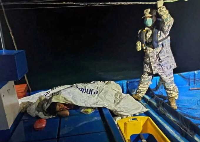 Boat carrying migrants from Myanmar capsizes off Malaysian coast