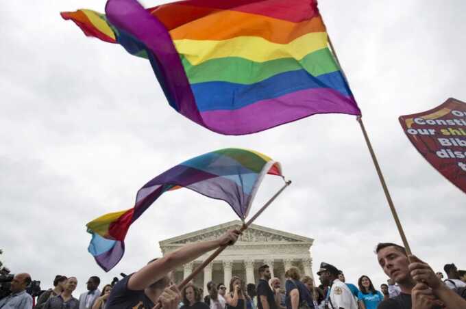 Kim Davis petition to overturn Obergefell ruling rejected by Supreme Court