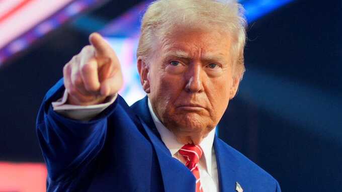 Trump reverses stance and urges House Republicans to release Epstein files
