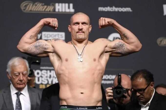 Oleksandr Usyk vacates WBO heavyweight title as Fabio Wardley becomes new champion