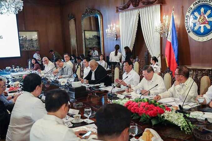 Executive secretary and budget secretary leave Philippine cabinet over ethics concerns
