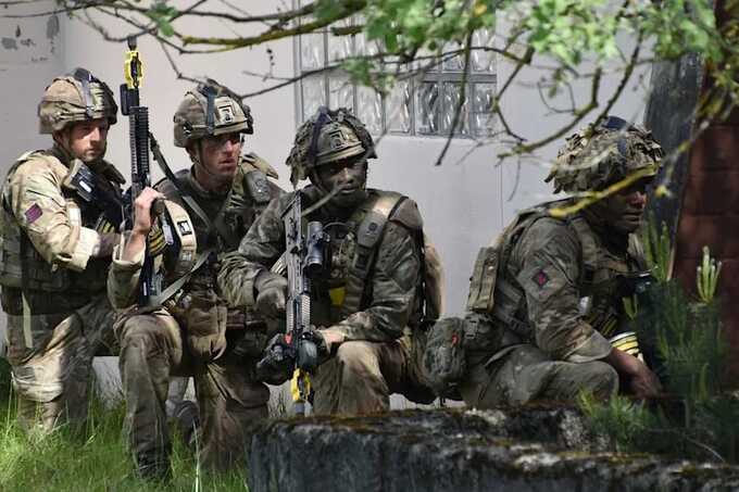 Commons defence committee warns UK ‘nowhere near ready’ to defend against war