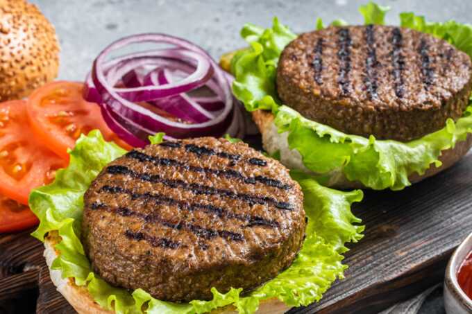 Plant-based “burgers” and “sausages” face UK ban as EU prepares to tighten rules
