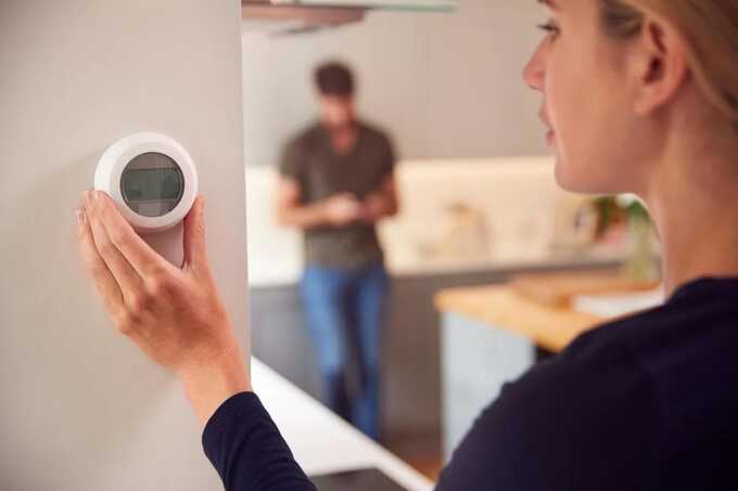Ofgem price cap rise pushes typical annual bill to £1,758