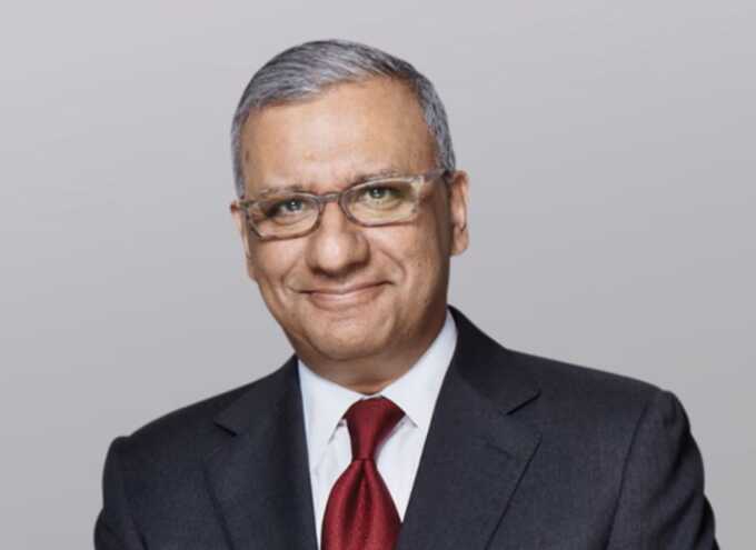 BBC board member resigns, citing governance failures over director general’s exit