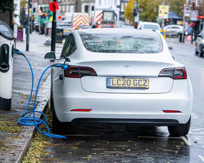 Tesla warns UK that weaker EV rules could derail climate goals