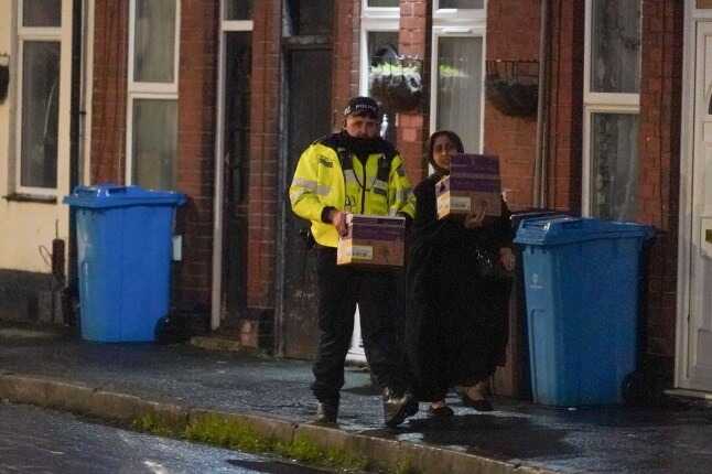 Two polish men arrested on suspicion of having explosive materials in Derby