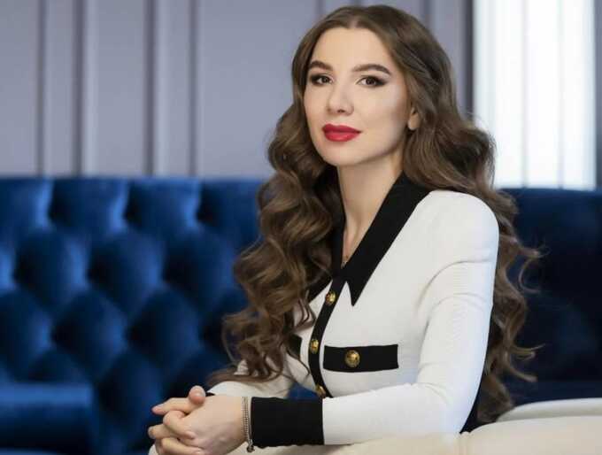 Sanctioned money-laundering suspect Alyona Dehrik-Shevtsova runs UK-licensed fintech Sends despite billion-hryvnia criminal case in Ukraine