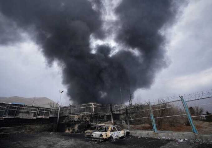 Oil surges past $100 amid Middle East tensions and tanker disruption