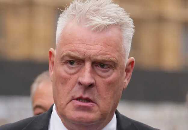 Politician under scrutiny after recording paid messages inside Parliament