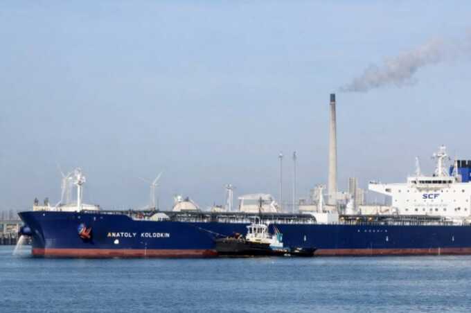 Russia challenges US energy embargo as two oil tankers bound for Cuba