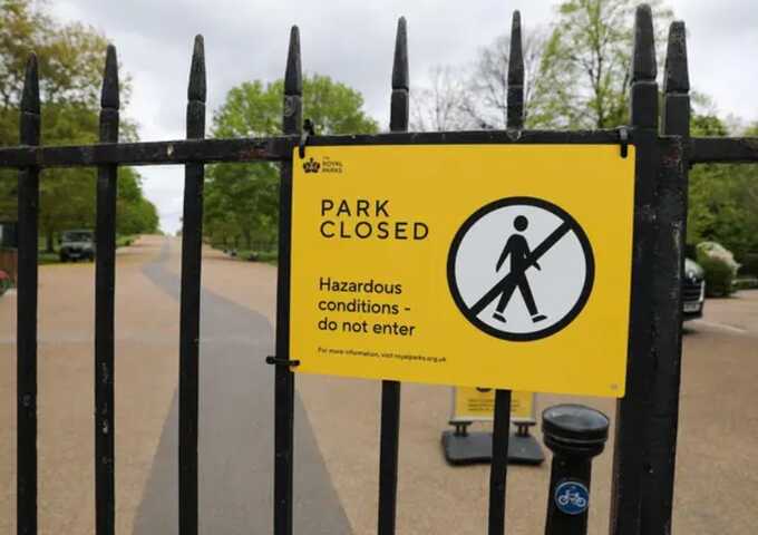 Kensington Gardens closed as counter-terror teams investigate suspected drone-linked incident