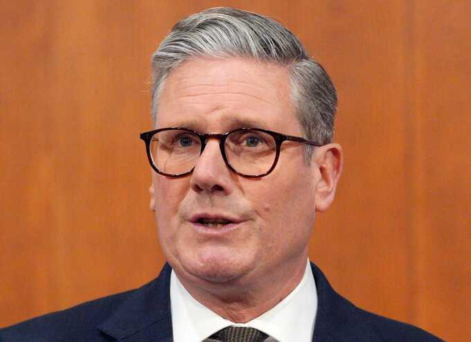 Starmer accused of ’skulking’ and shunning Sarwar in ’strange’ Scotland visit