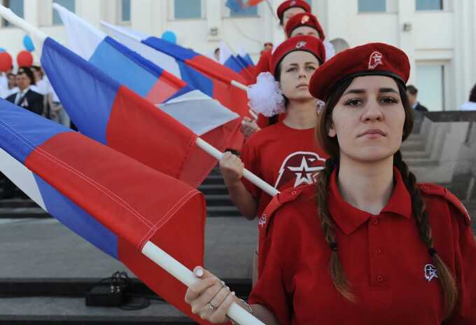 Putin seeks young female spies as Russia ramps up recruitment drive in universities
