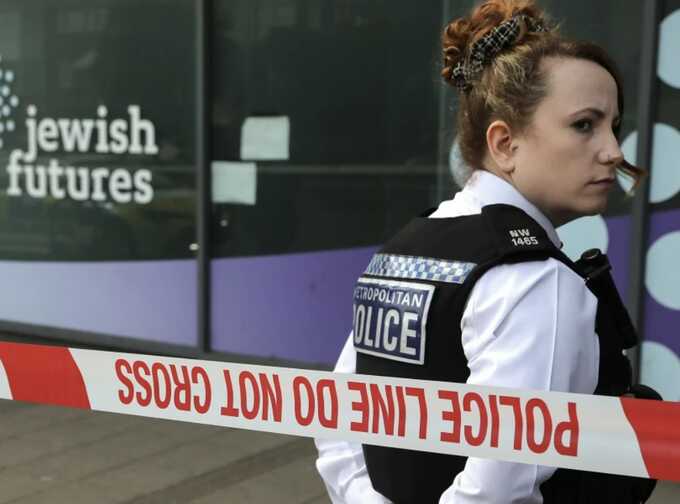 Seven arrested as UK probes series of arson incidents targeting Jewish community