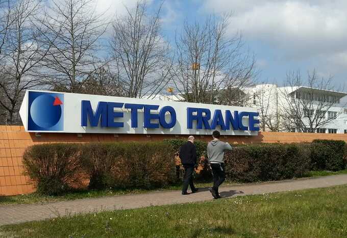 Weather agency files police complaint after unexplained temperature spikes at Paris CD
