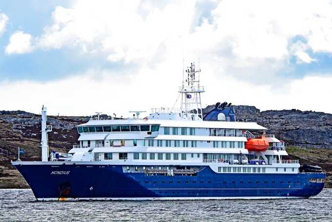 UK traces contacts after Britons exposed to hantavirus aboard quarantined cruise ship