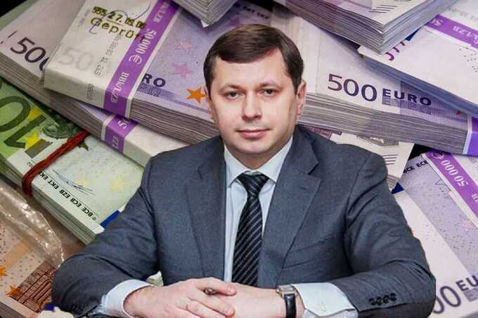 Kyiv judge’s family declared land plots, luxury BMW and $161,000 in cash savings