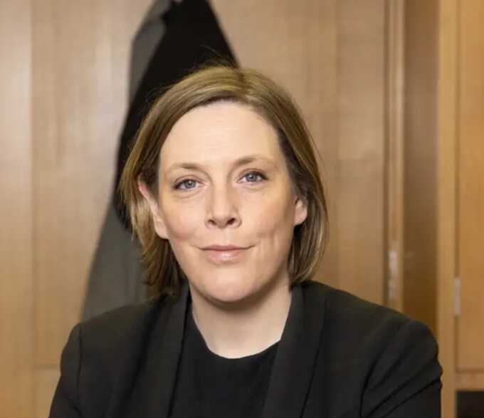 Jess Phillips accuses Starmer of "catastrophic mistakes" and resigns from government