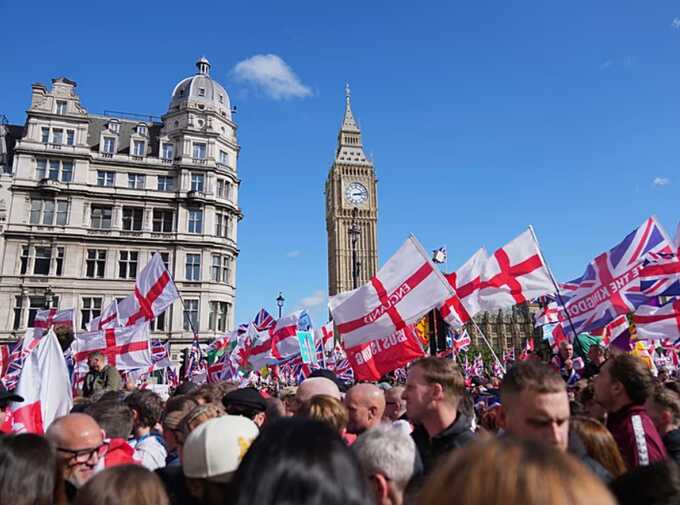 UK bans 11 extremists from entering country ahead of far-right protests