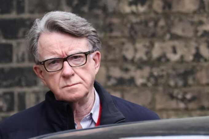 New Mandelson files threaten fresh turmoil as government releases 1,000 pages