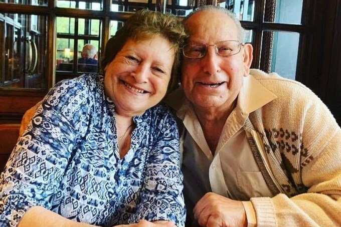Elderly couple married for 67 years die just 41 hours apart