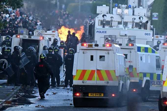 Belfast unrest enters second night as police face petrol bombs and burning vehicles