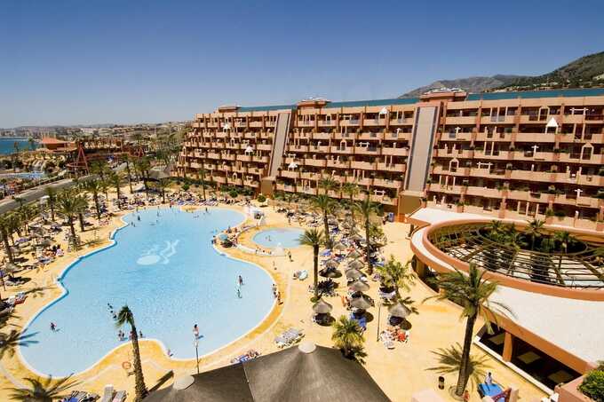 British couple sentenced after abandoning three children at Costa del Sol hotel