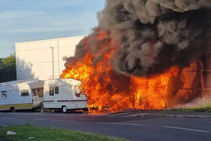 Tesco evacuated after two caravans deliberately set on fire in Glastonbury