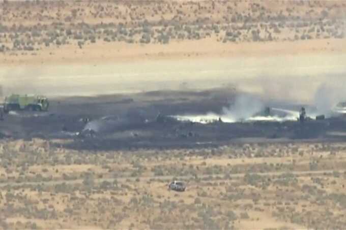 B-52 bomber crashes after takeoff in California, killing all eight aboard