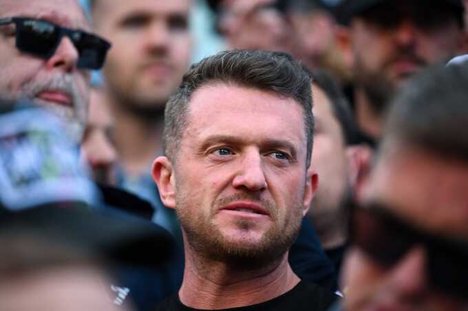 Oxford Union accused of police screening for Tommy Robinson Islam debate