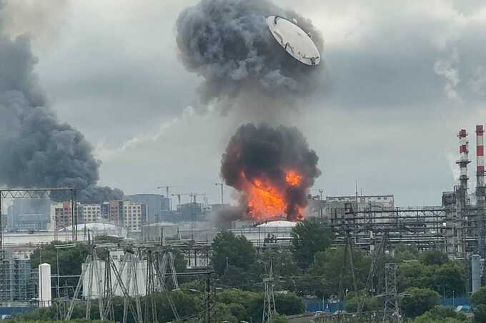 Ukraine hits Moscow oil refinery after Russian strike on historic Kyiv monastery