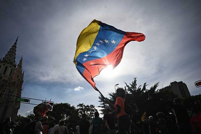 Venezuela faces record $240bn debt as historic restructuring begins