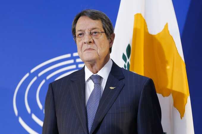 Anastasiades rejects graft claims and demands new probe to clear his name