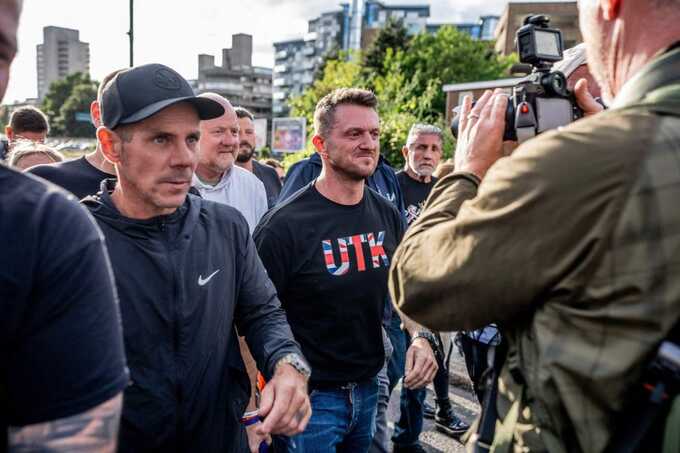 Oxford Union accused of platforming far-right voices after Robinson debate