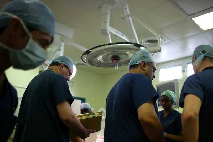 Extreme heat forces NHS surgeons to abandon operations mid-procedure