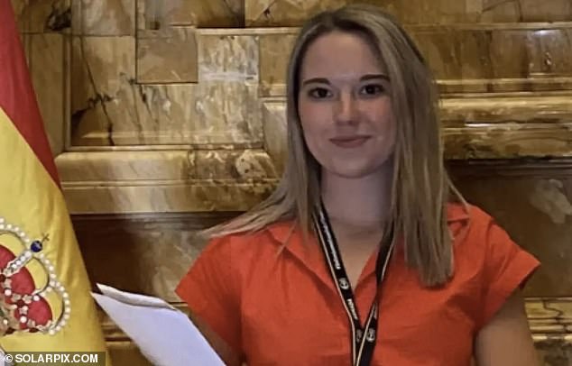 Blanca Ojanguren Garcia, 22, from Valladolid,&nbsp;died in Thailand after an elephant forcefully knocked her over with its trunk at a popular animal sanctuary dqxikeidqkikdinv