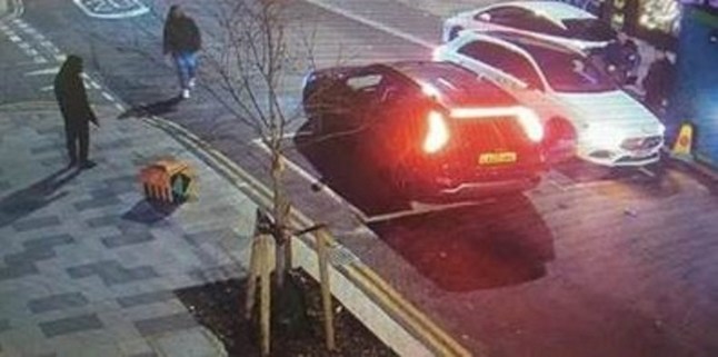 Handout image dated 14/12/24 issued by the Metropolitan Police of a black Kia Niro which was being driven by the suspects who then fired a number of shots in Gifford Road, London, killing 44-year-old Michelle Sadio. The Metropolitan Police urged the people seen talking to the occupants of the car shortly before the shooting, as well as the occupants of a white Mercedes driving past the suspects’ car, to come forward. Issue date: Friday December 20, 2024. PA Photo. See PA story POLICE Brent. Photo credit should read: Metropolitan Police/PA Wire NOTE TO EDITORS: This handout photo may only be used in for editorial reporting purposes for the contemporaneous illustration of events, things or the people in the image or facts mentioned in the caption. Reuse of the picture may require further permission from the copyright holder. dqxikeidqkikdinv