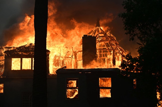 US-WEATHER-FIRE dqxikeidqkikdinv