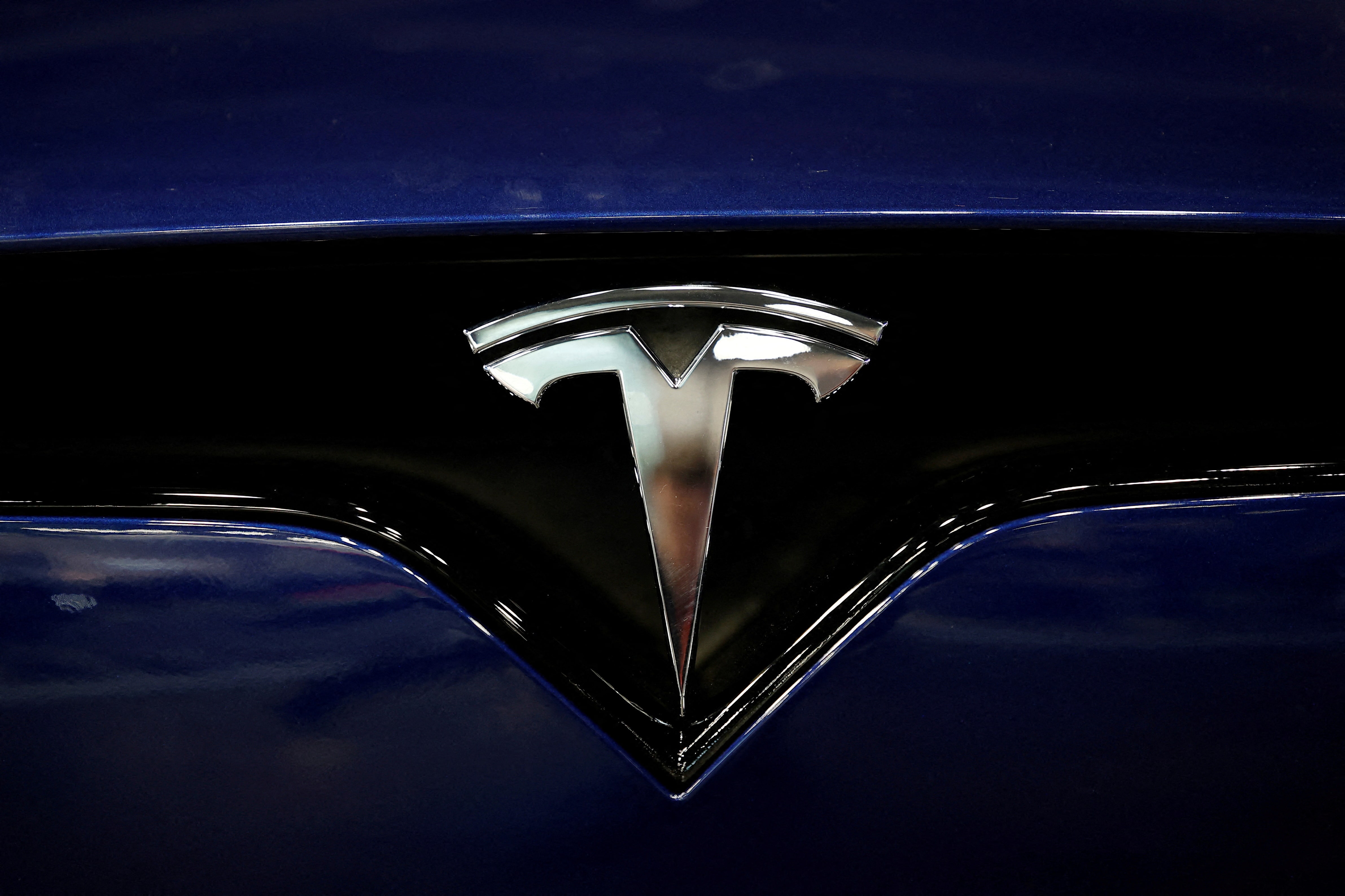 The 2024 Paris Auto Show dqxikeidqkikdinv