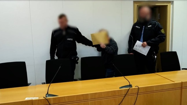 Uncleared grabs here for this story: More than 20 years of abuse ? now father of 14 admits everything dqxikeidqkikdinv