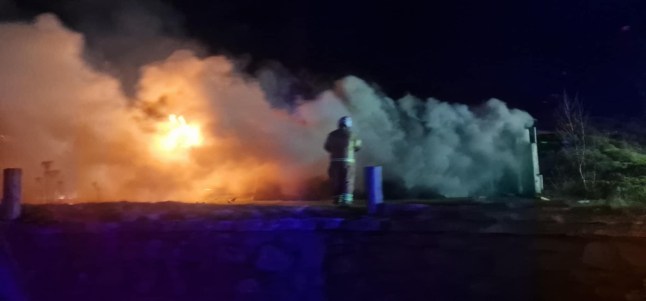 Jimmy Savilles house in Glencoe’s currently very on fire dqxikeidqkikdinv