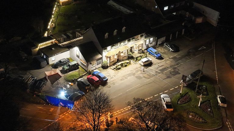 Scene of fatal Shooting at Three Horseshoes pub in Knockholt, Kent, on Friday evening (February 14, 2025). Pics show pub, scene of shooting in car park, forensic teams, officers at cordon
Source: UKNIP. Pics bought in, no credit
https://uknip.photoshelter.com/gallery/kent-mum-Shot/G0000vhRIXA_Fp6I
dqxikeidqkikdinv